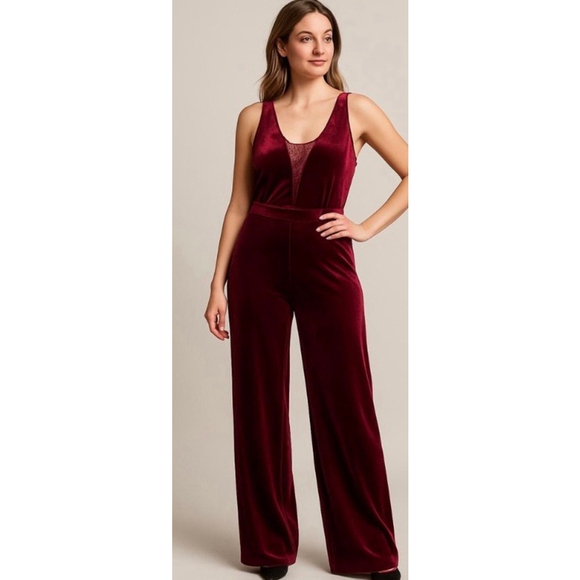 Romeo & Juliet Couture Pants - Romoeo & Juliet velvet jumper size women's medium PTP 19” inseam 31”